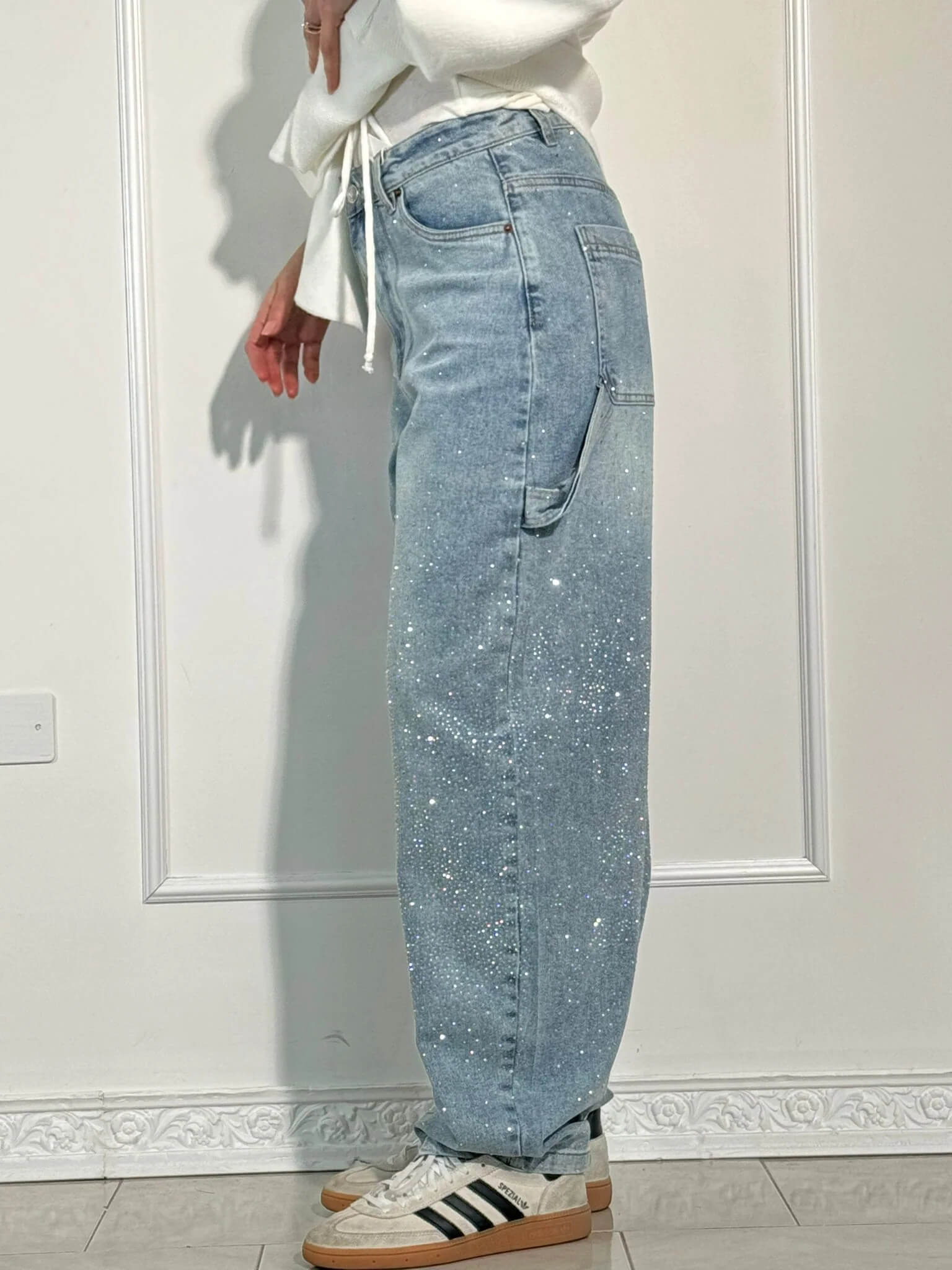 Amalia | Hoge taille broek met wijde pijpen en knoopzakken