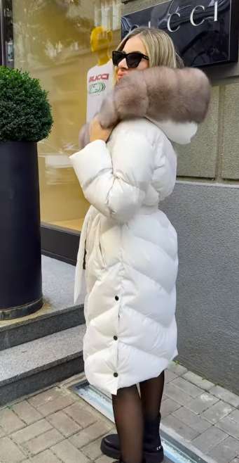 Christina | Elegante casual jas met kunstbontkraag