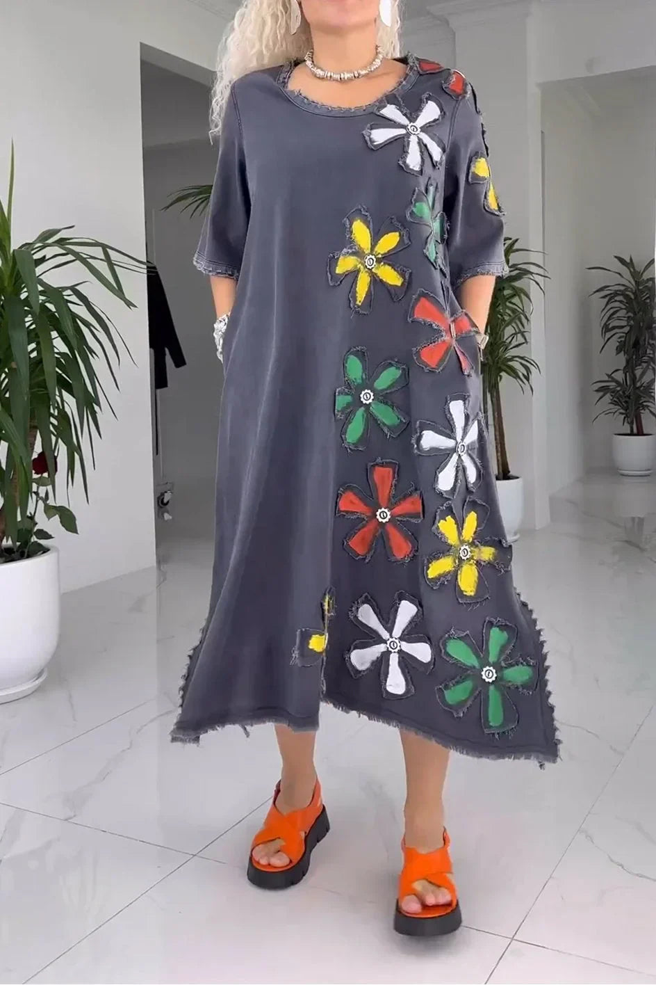 Jiella – Casual Jurk met Bloemenprint