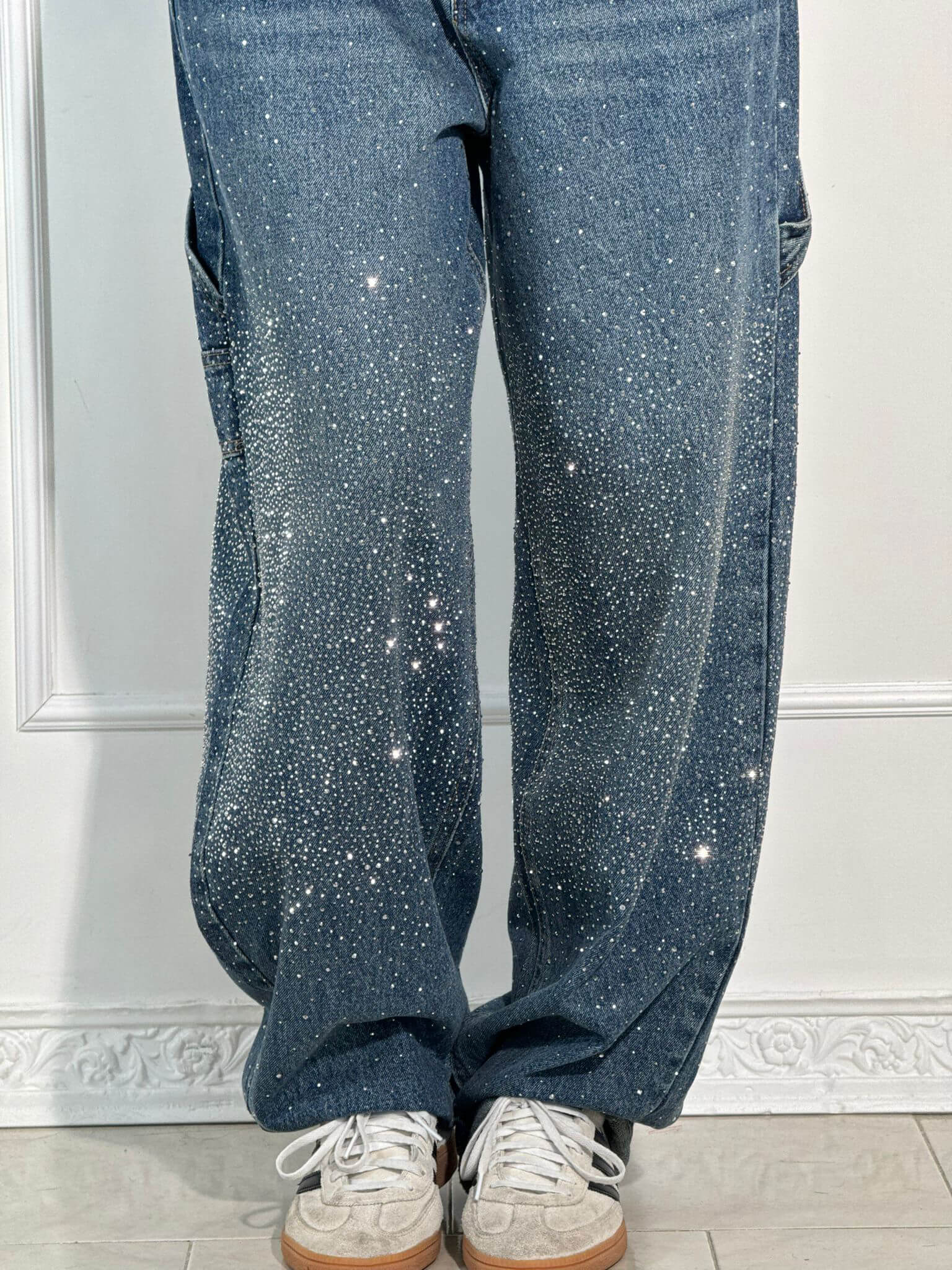 Amalia | Hoge taille broek met wijde pijpen en knoopzakken