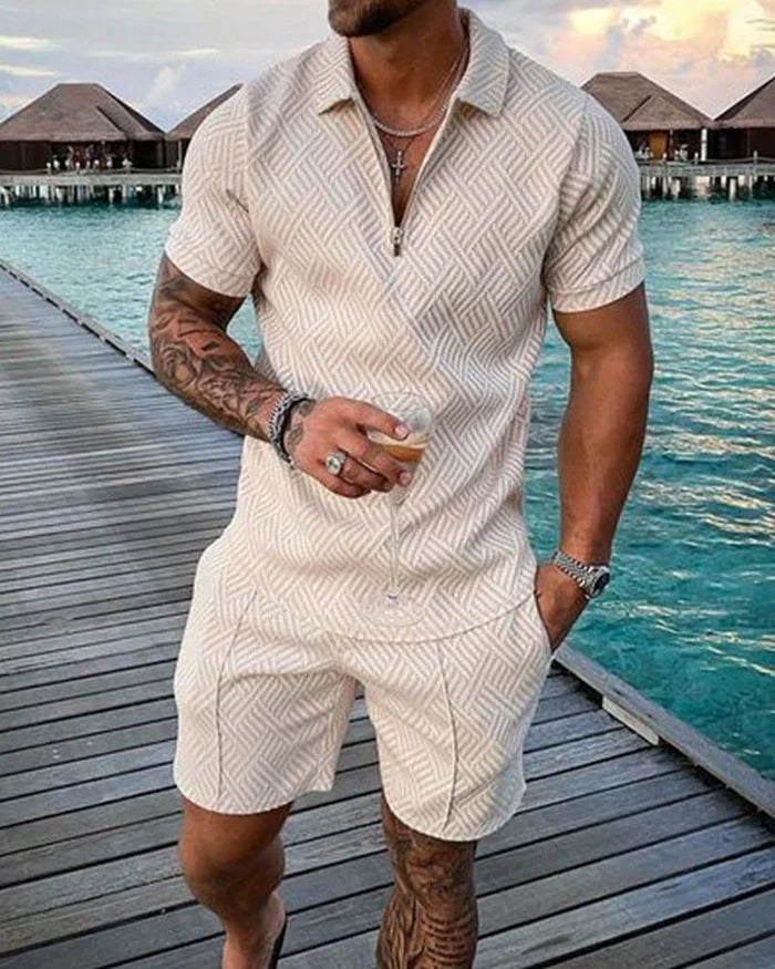 LUKAS | POLOSHIRT- & SHORTS-SET IN CRÈME MET REVERSKRAAG