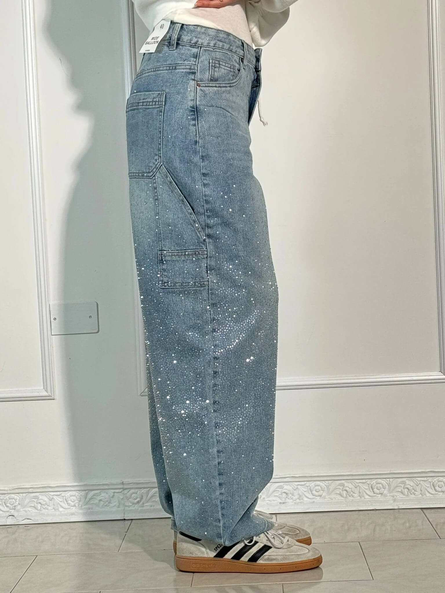 Amalia | Hoge taille broek met wijde pijpen en knoopzakken