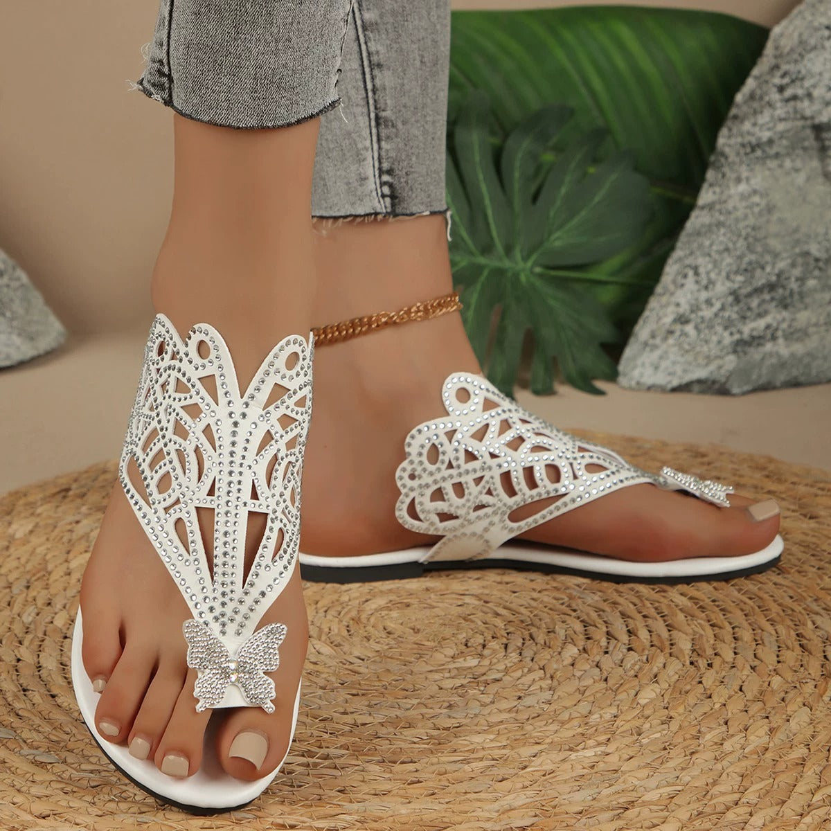 Rosalia – Elegante Leren Sandalen met Vlinderversiering