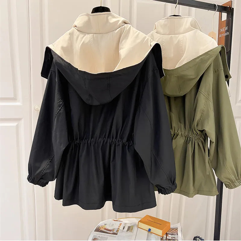 Sanne – Luxe Trenchcoat met Dubbele Kraag