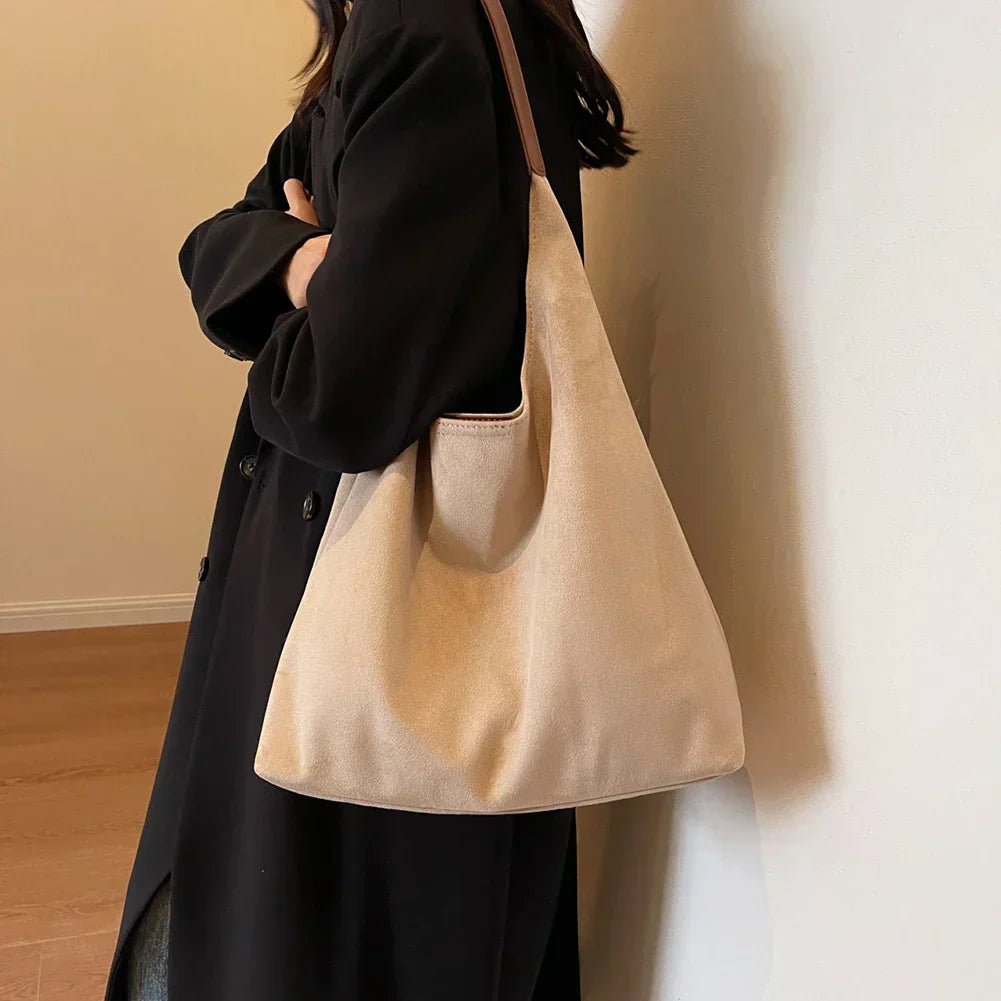 Lotte | Zachte Suède Tas